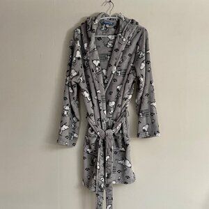 Berkshire Peanuts Snoopy COZY Blanket Robe Gray Velvet Soft Hooded Fleece, L/XL